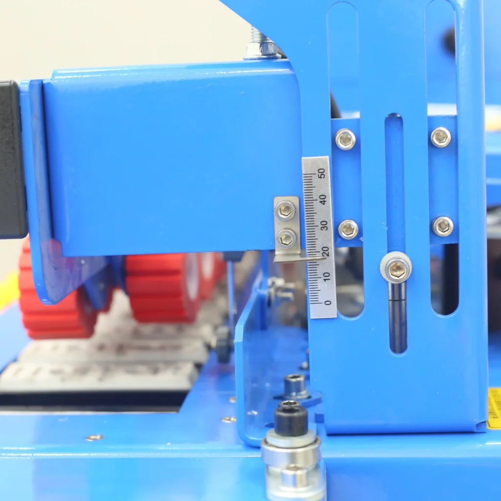 PVC Straight Automatic Edge Banding Based Panels Woodworking Machinery Automatic Edge Banding Machine
